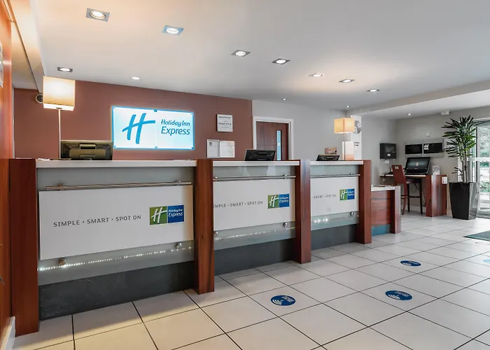 Holiday Inn Express London Gatwick Crawley, An Ihg Hotel